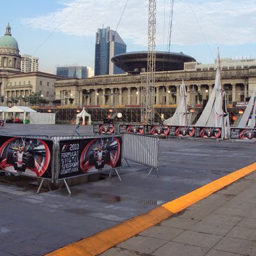 Large Format Product Advert : Formula 1
