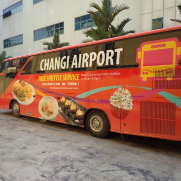 Large Format Vehicle Changi Airport Bus – PC 595U